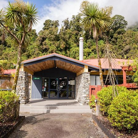 Haka House Franz Josef Hostel Exterior photo