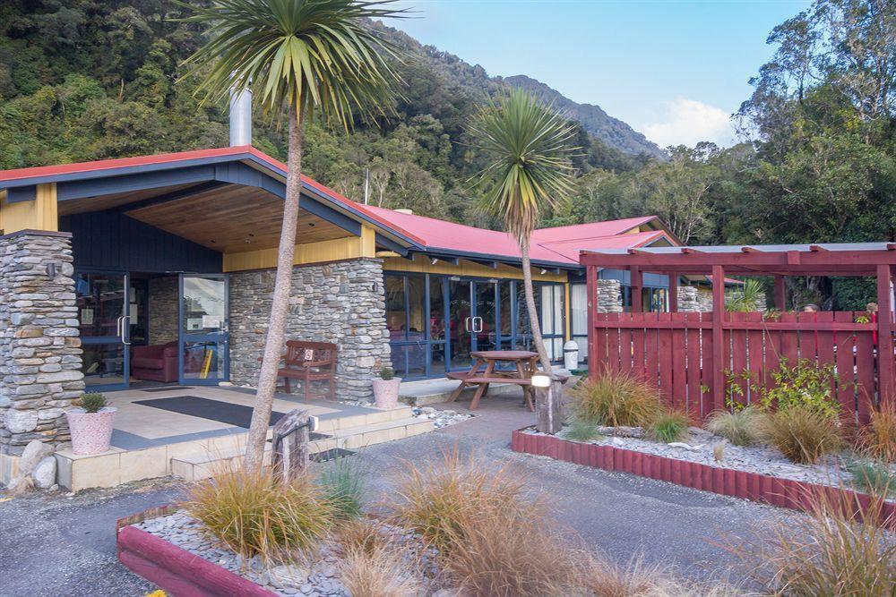 Haka House Franz Josef Hostel Exterior photo
