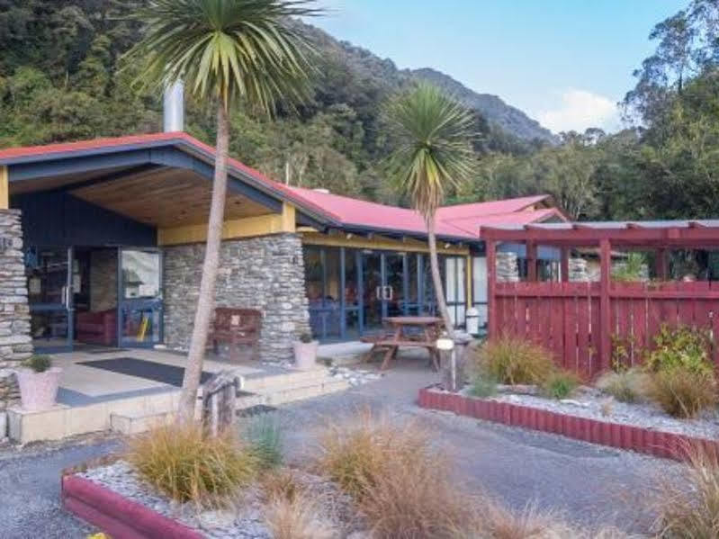 Haka House Franz Josef Hostel Exterior photo